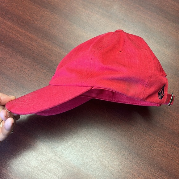 Volcolm Hat - Picture 2 of 7
